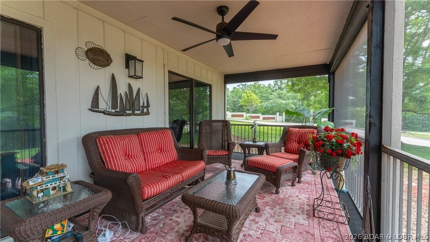 Great Investment Opportunity in Lake Ozark. This 2 Bed 2 Bath - photo 17