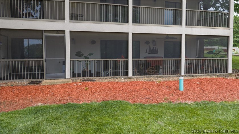Great Investment Opportunity in Lake Ozark. This 2 Bed 2 Bath - photo 20