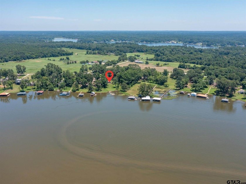 AMAZING Lake Tyler location, this gorgeous over-sized 1.4536 ac - photo 16