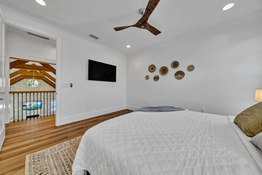 Priced BELOW appraisal value! Welcome to 54 Vicki Street - gem - photo 32