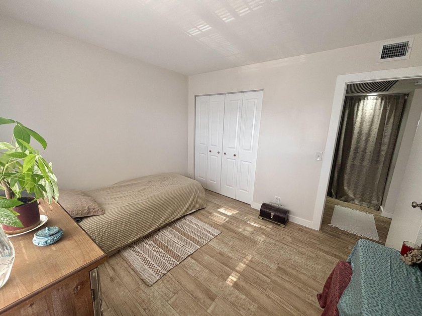 Discover this beautifully renovated 2-bedroom, 2-bathroom condo - photo 35