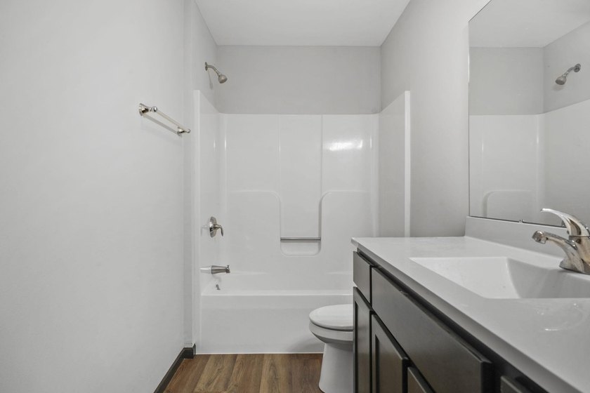 Breathtaking water views from this fully remodeled ZERO-LOT LINE - photo 21