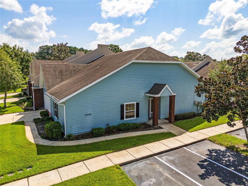Welcome to this beautifully maintained good size 3-bedroom with - photo 26