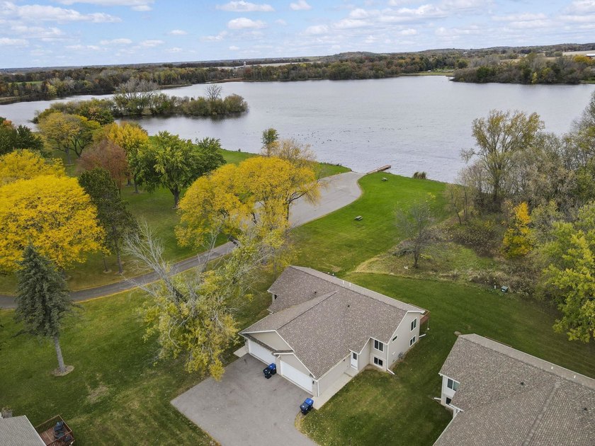 Breathtaking water views from this fully remodeled ZERO-LOT LINE - photo 43