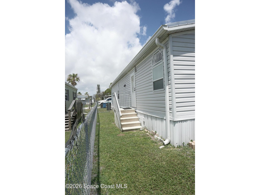 2 bedroom 2 bathroom home with complete wheelchair accessibility - photo 50