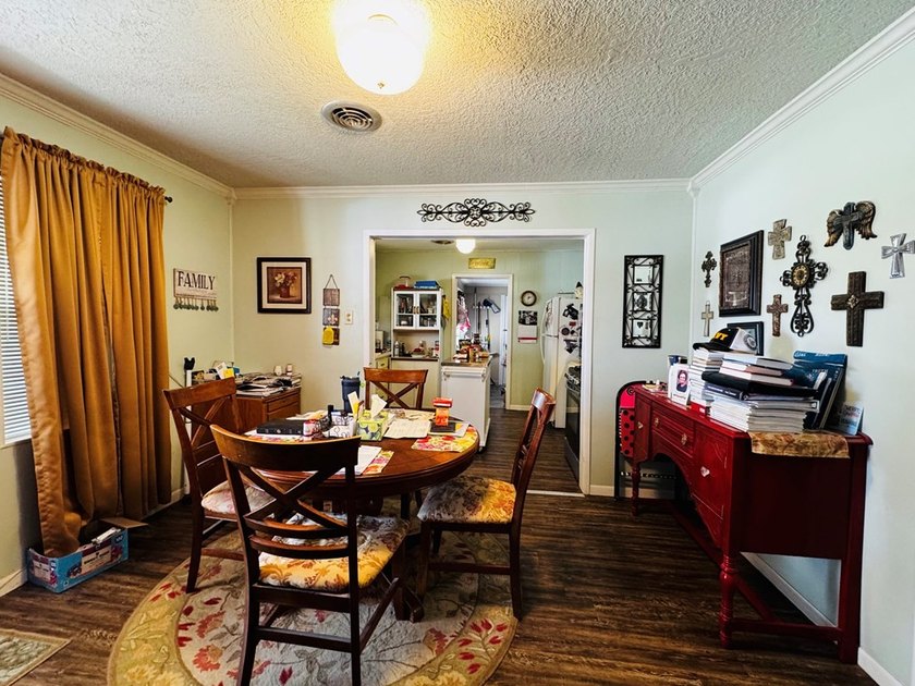 Country living at its finest! Charming 2-bedroom, 1-bath home on - photo 6