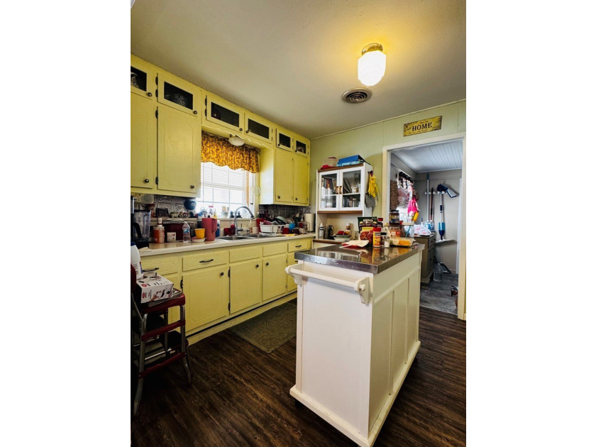 Country living at its finest! Charming 2-bedroom, 1-bath home on - photo 9