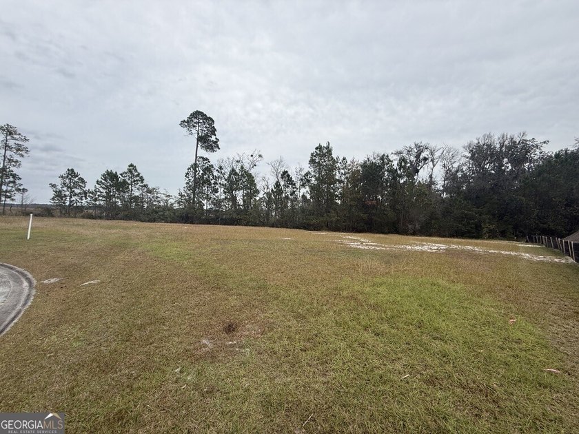 PRICED TO SELL!! Nearly half an acre lot on a cul-de-sac in the - photo 3