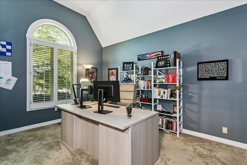 This beautiful 2 story home offers 5,274 square feet of - photo 6