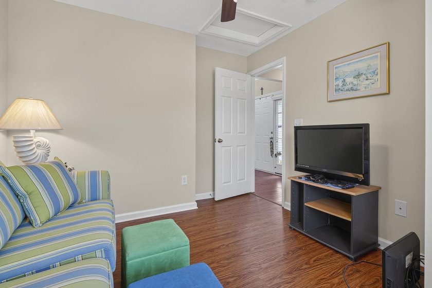 Welcome to 308 Barton Loop - a beautifully maintained 3-bedroom - photo 15