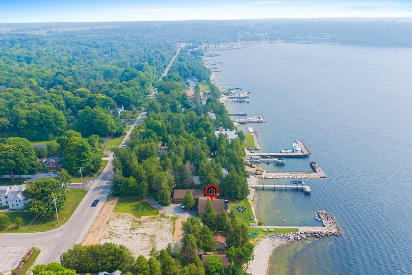 A true needle in a haystack! This rare 125-foot waterfront - photo 15