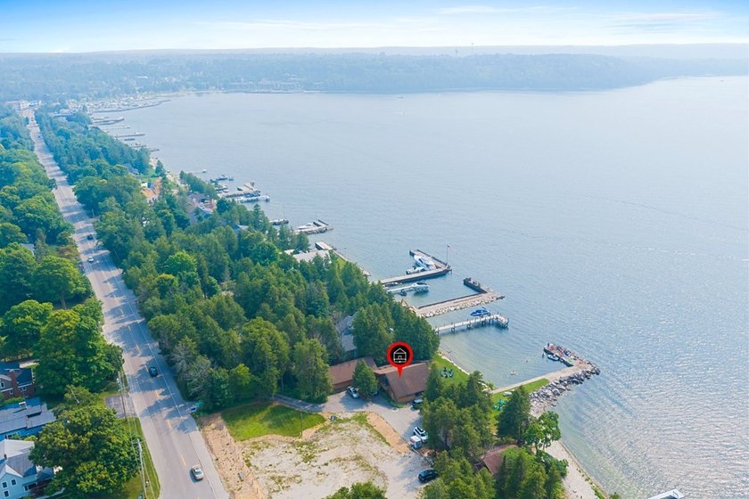 A true needle in a haystack! This rare 125-foot waterfront - photo 16