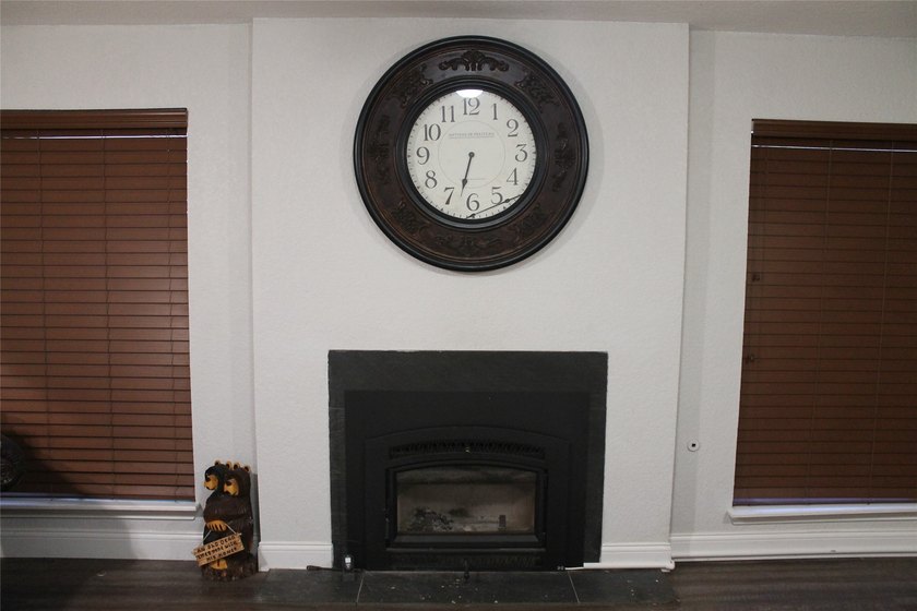 Come discover the charm and versatility of this beautiful - photo 23