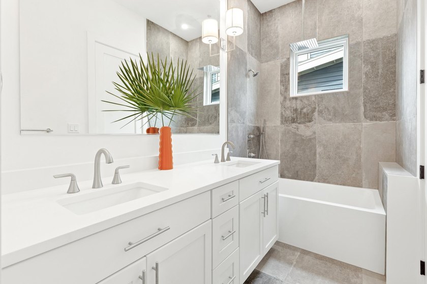 Discover a brand-new contemporary home in the desirable Eden's - photo 12