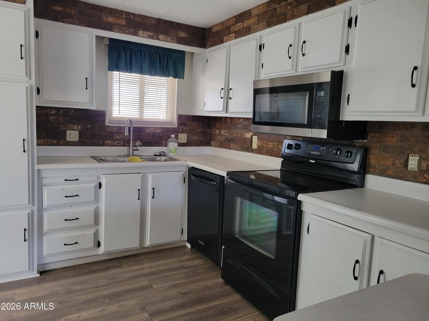 Welcome to Orange Grove Estates. A community that suites for all - photo 12