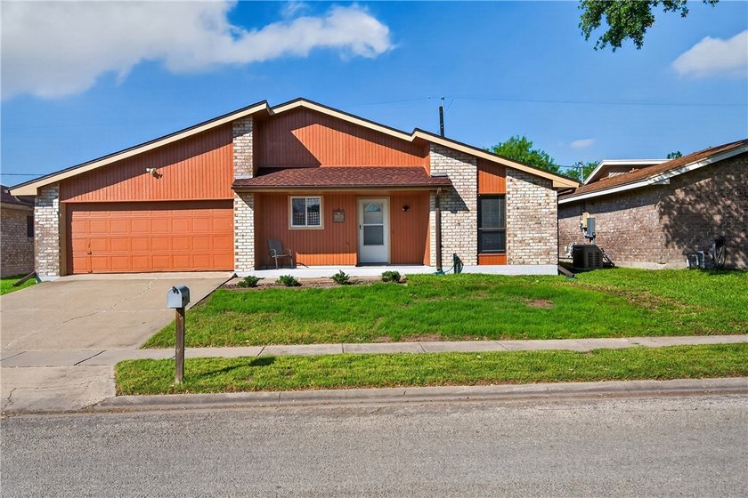 Located in the highly sought-after Calallen Independent School - photo 2