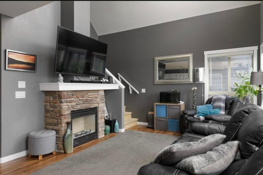 INVESTORS ! ! FIRST TIME HOME BUYERS !!!!Welcome to La Casa - photo 8