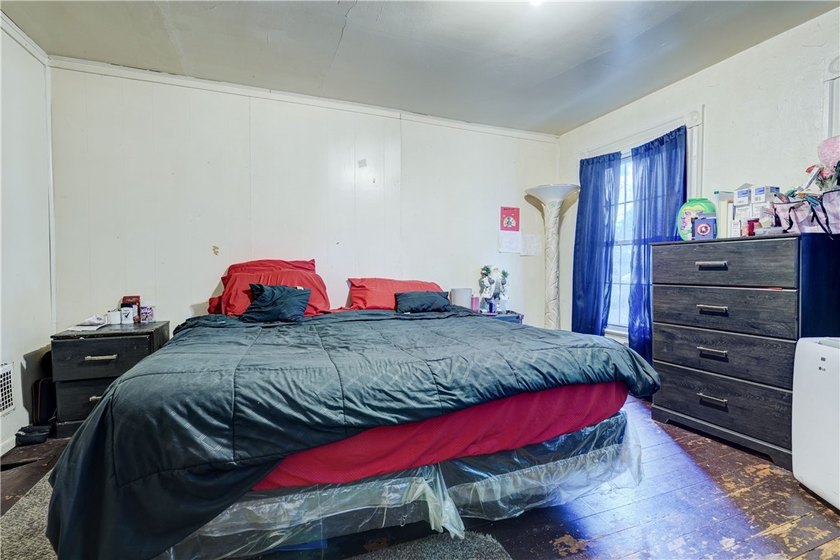 Great investment opportunity for shrewd investors or possible - photo 12