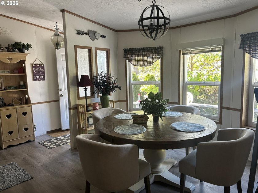 This beautiful doublewide manufactured home in a quiet family - photo 12