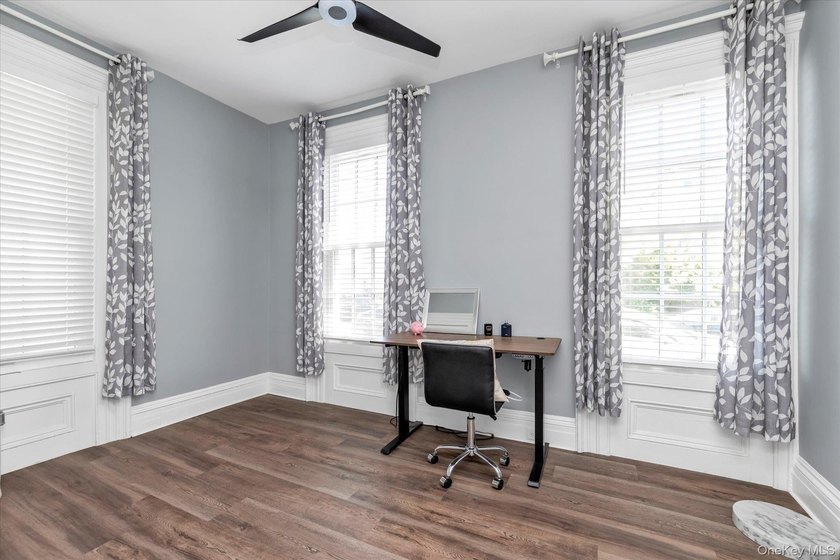 Vacant and Motivated Seller! Totally Renovated From Top to - photo 18