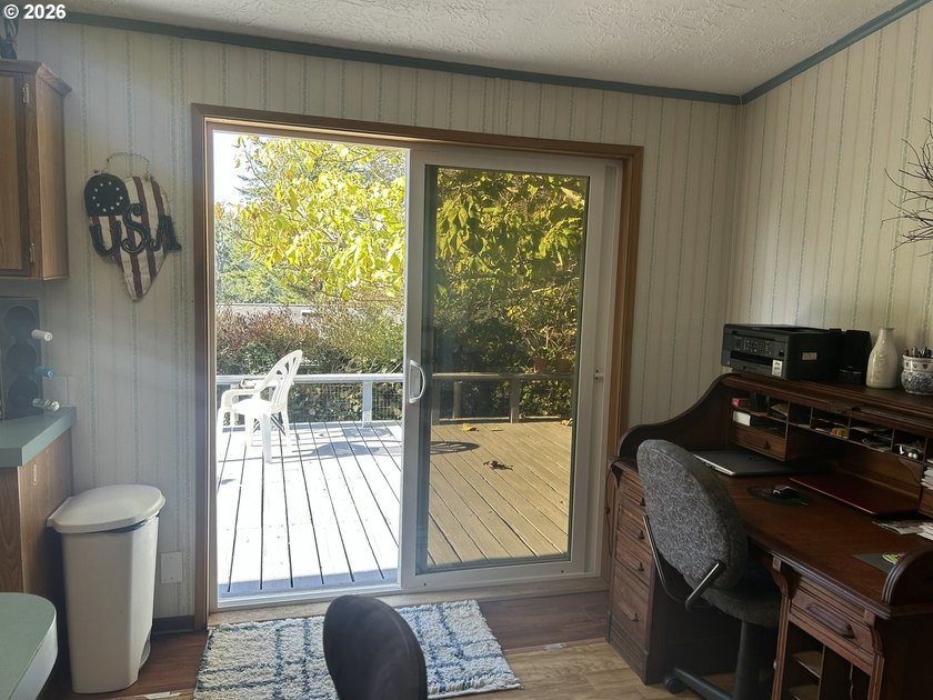 This beautiful doublewide manufactured home in a quiet family - photo 22