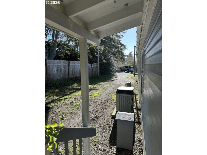 This beautiful doublewide manufactured home in a quiet family - photo 40