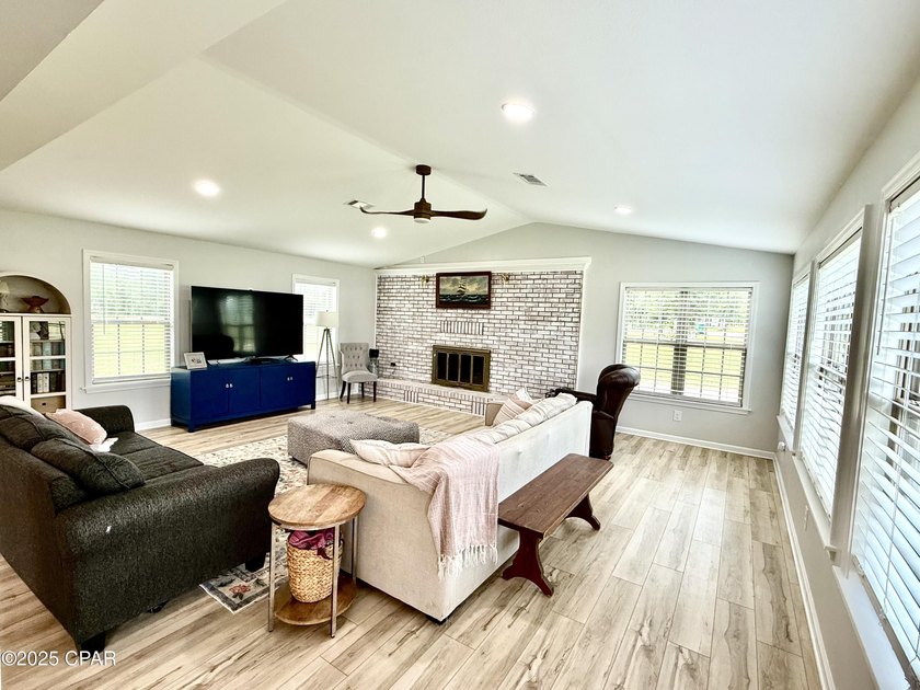 Stunning Executive Home in Indian Springs - 4 Beds | 3.5 Baths | - photo 6