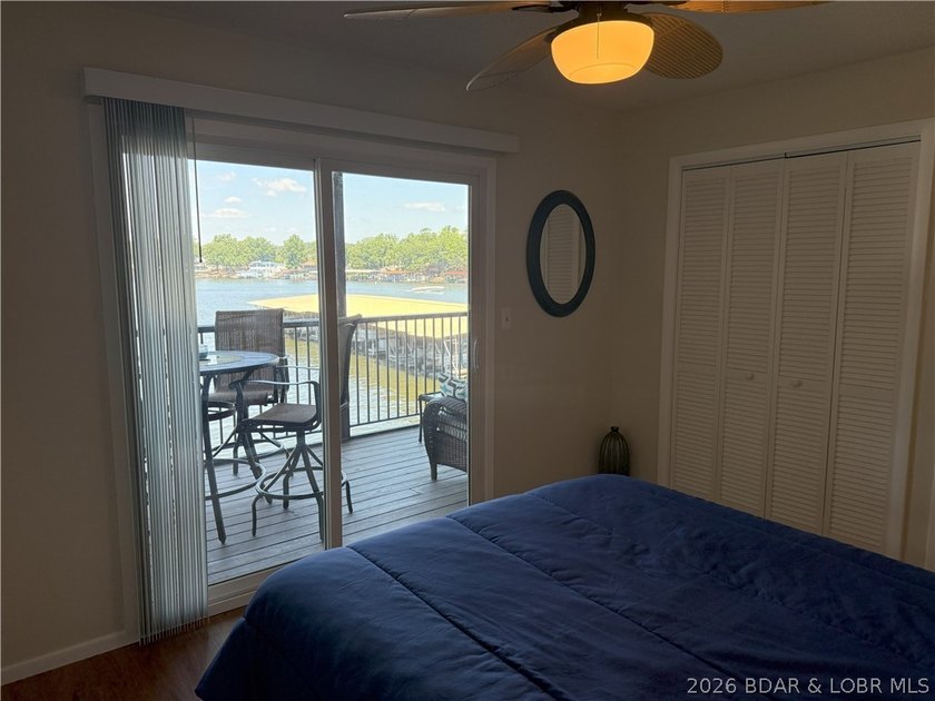 This is a really nice highly desired WALK IN unit with LVP - photo 13