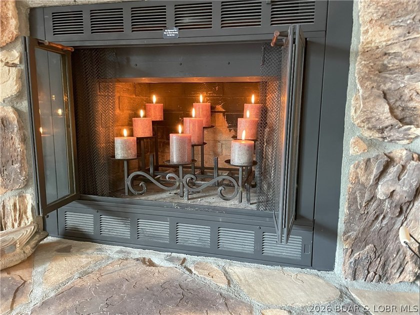 This is a really nice highly desired WALK IN unit with LVP - photo 20
