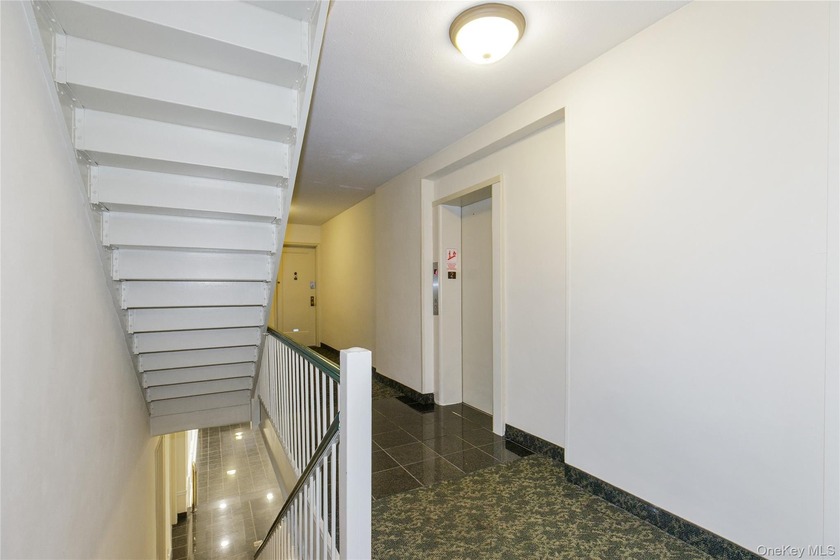 Elegant Studio Living at Canterbury Gardens, Located in the - photo 13