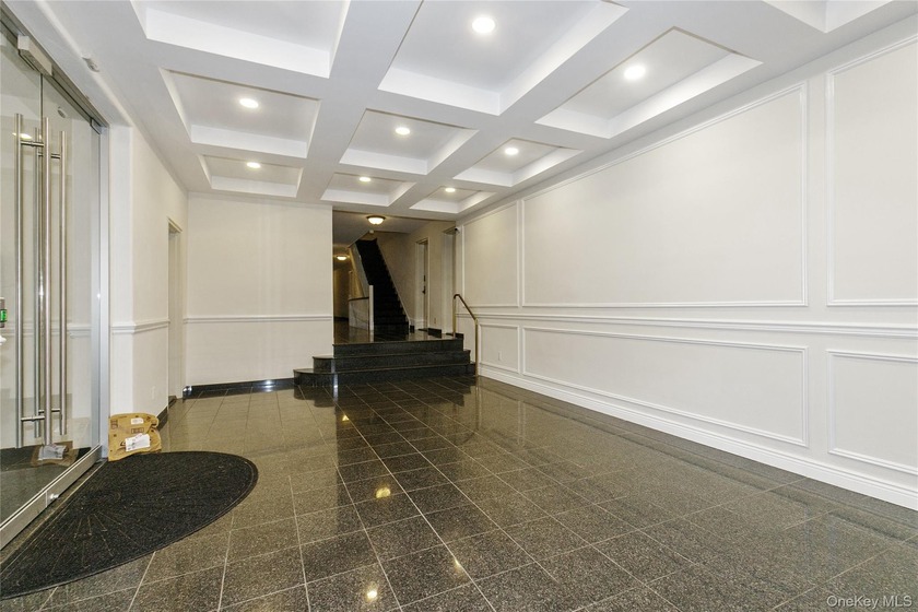 Elegant Studio Living at Canterbury Gardens, Located in the - photo 15