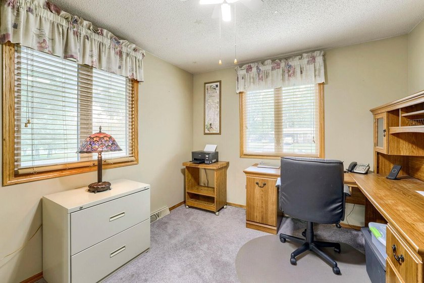 Welcome home to this beautifully maintained split-entry nestled - photo 20