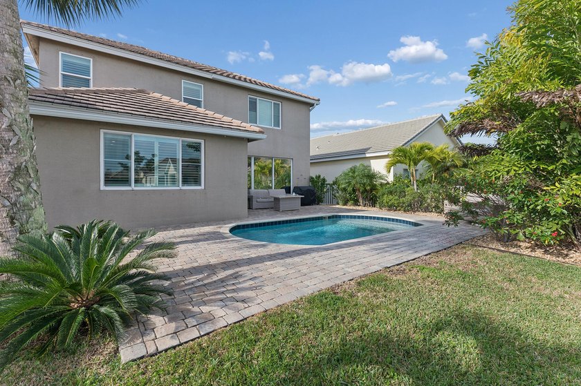 Welcome to this beautifully updated lakefront estate residence - photo 21