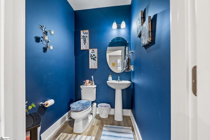 Welcome home to this beautifully designed townhome in the heart - photo 19