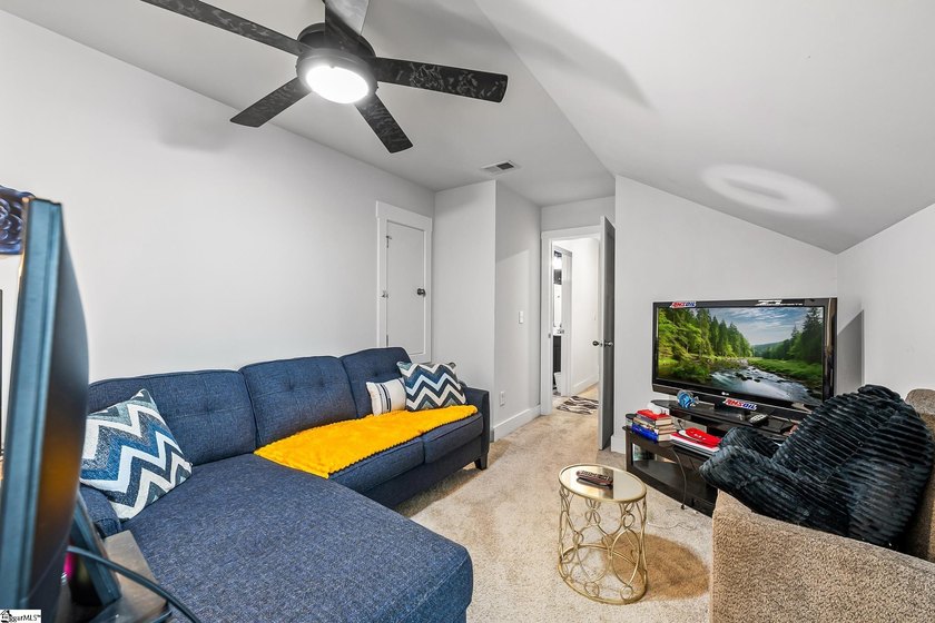Welcome home to this beautifully designed townhome in the heart - photo 26