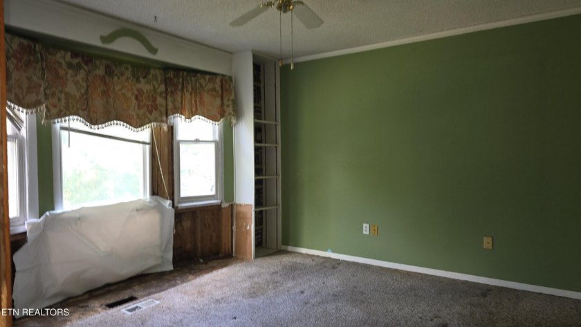 Full rehab opportunity on Mohawk Lake in the sought-after Lake - photo 11