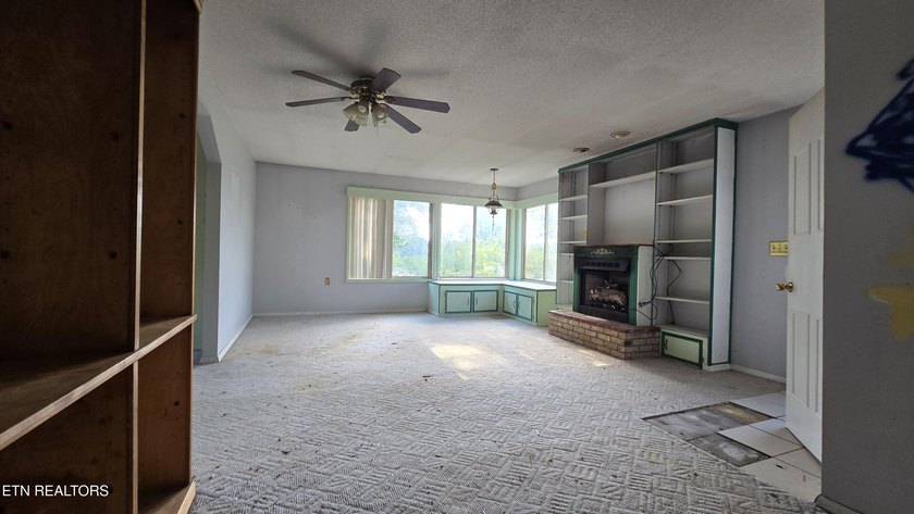 Full rehab opportunity on Mohawk Lake in the sought-after Lake - photo 13
