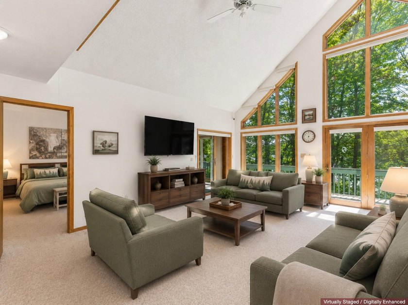 Welcome to this spacious Northwoods waterfront retreat on - photo 14