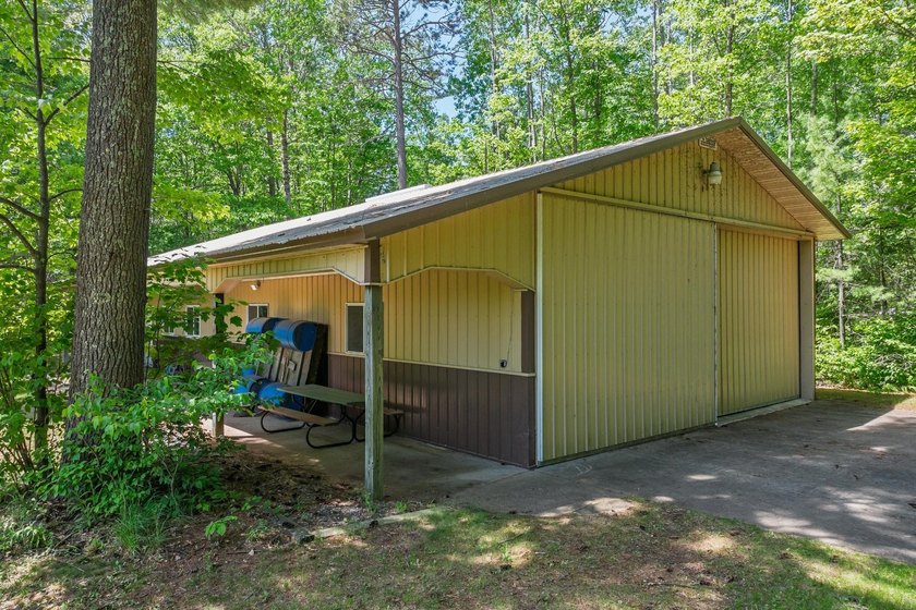 Welcome to this spacious Northwoods waterfront retreat on - photo 54