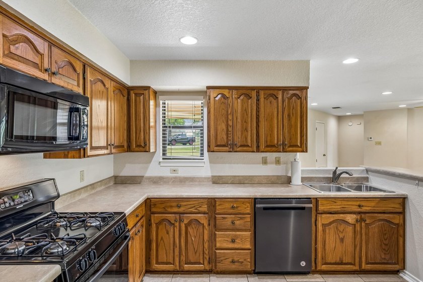 Enjoy elevated living on Lake Seguin with 108 feet of waterfront - photo 14