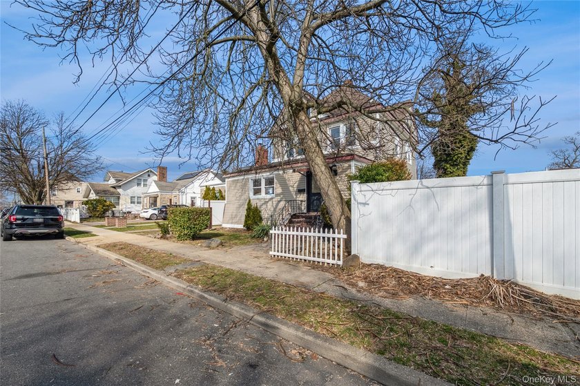 Welcome to Baldwin, This is the perfect investment opportunity - photo 4