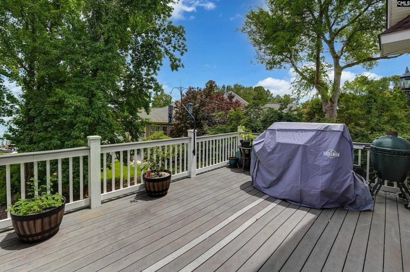 Welcome to Timberlake Estates. Start your day with coffee on the - photo 37