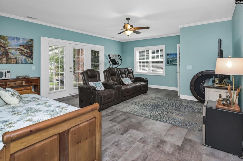 Welcome to Timberlake Estates. Start your day with coffee on the - photo 40