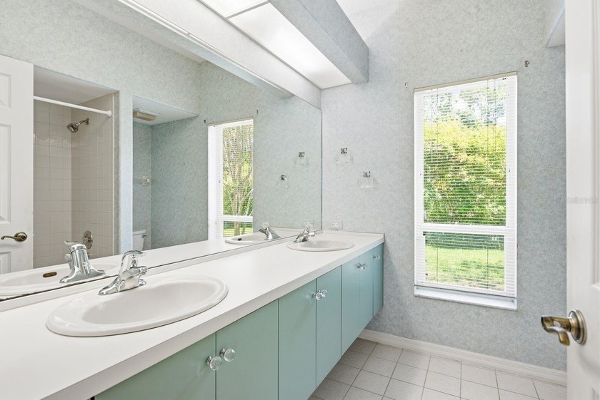 Tucked at the end of a quiet cul-de-sac, this four-bedroom - photo 31