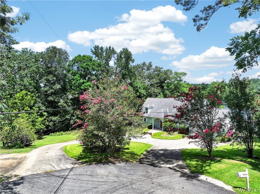 Rare opportunity on nearly 2.5 acres with approx. 300 ft of - photo 6