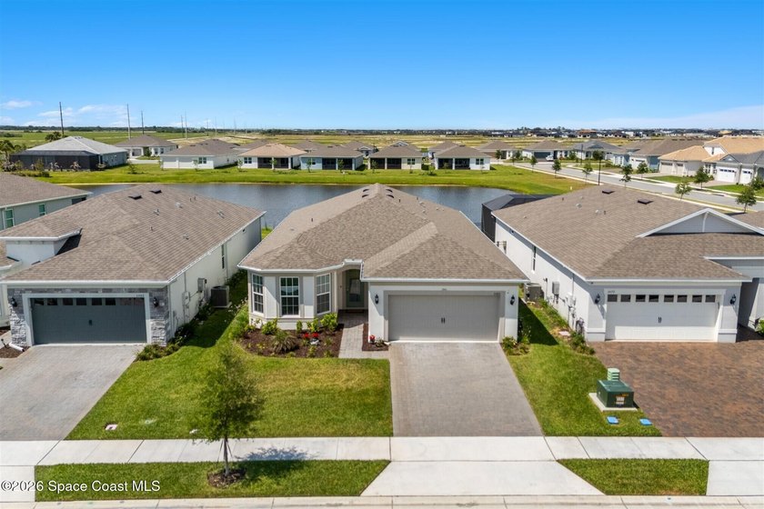 New Price! This 1-year-old pristine dream home in Del Webb at - photo 2