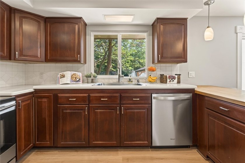 This isn't just a 4-bedroom, 3.5-bath home-it's packed with the - photo 23
