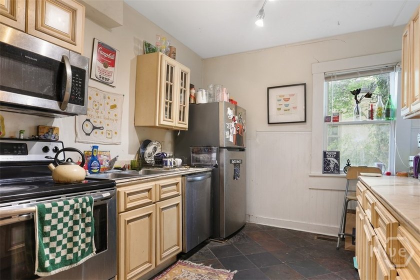 HAVE YOU BEEN LOOKING FOR A DUPLEX WHERE YOU CAN LIVE IN ONE - photo 23