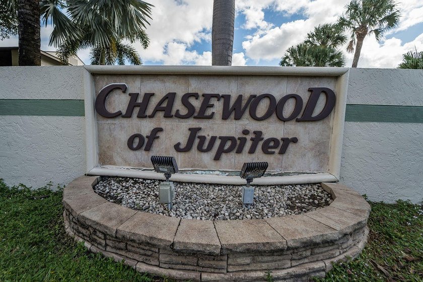 Welcome to Chasewood North in the heart of Jupiter! This - photo 24