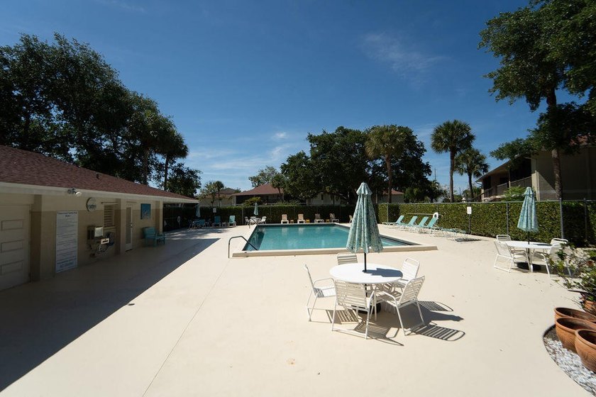 Welcome to Chasewood North in the heart of Jupiter! This - photo 25